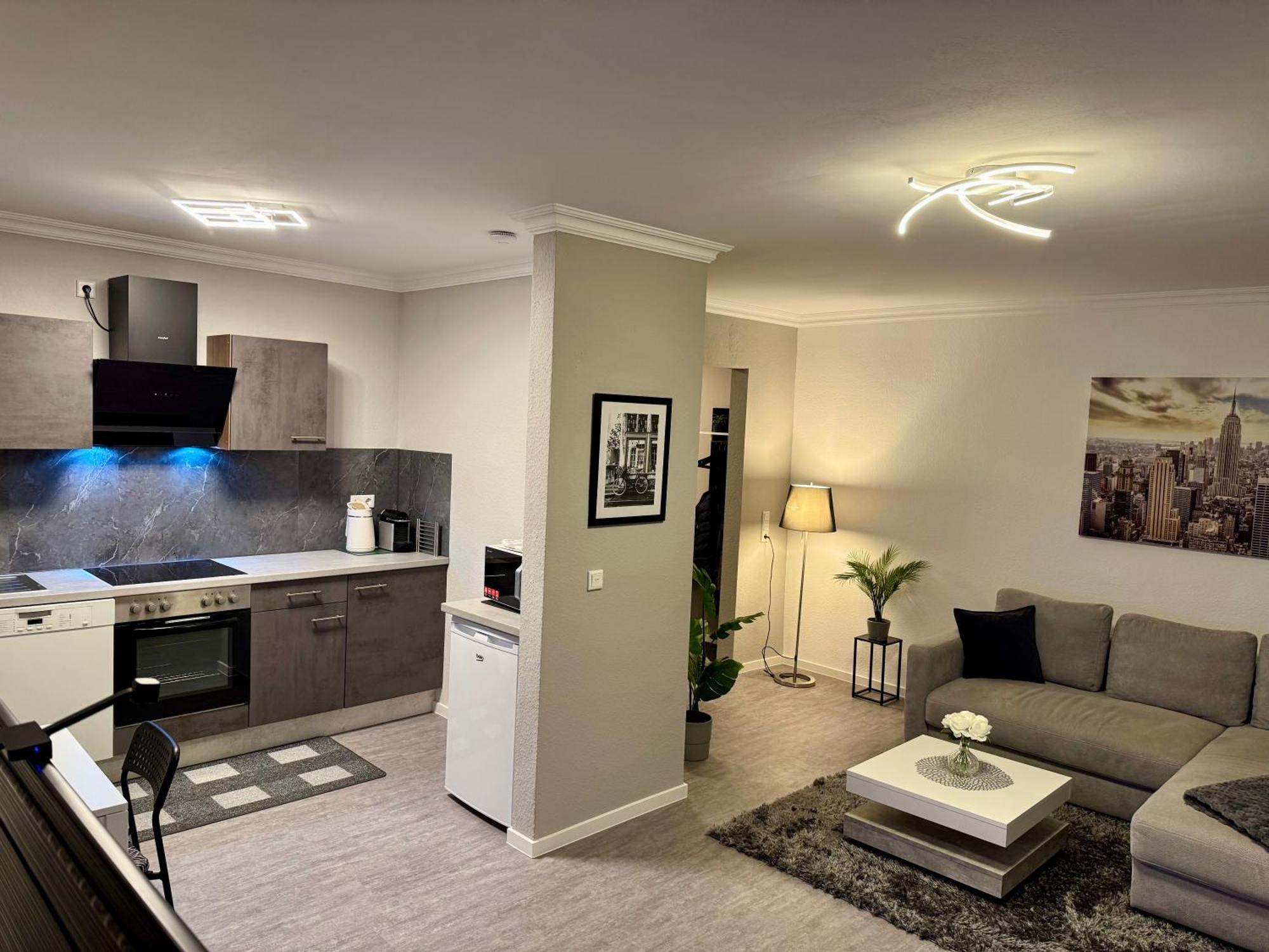 Kurstadt Apt Moderne 2Zkb Balkon-Pkw- Stellplatz Check-In 7-24 H Бад-Наухайм Экстерьер фото