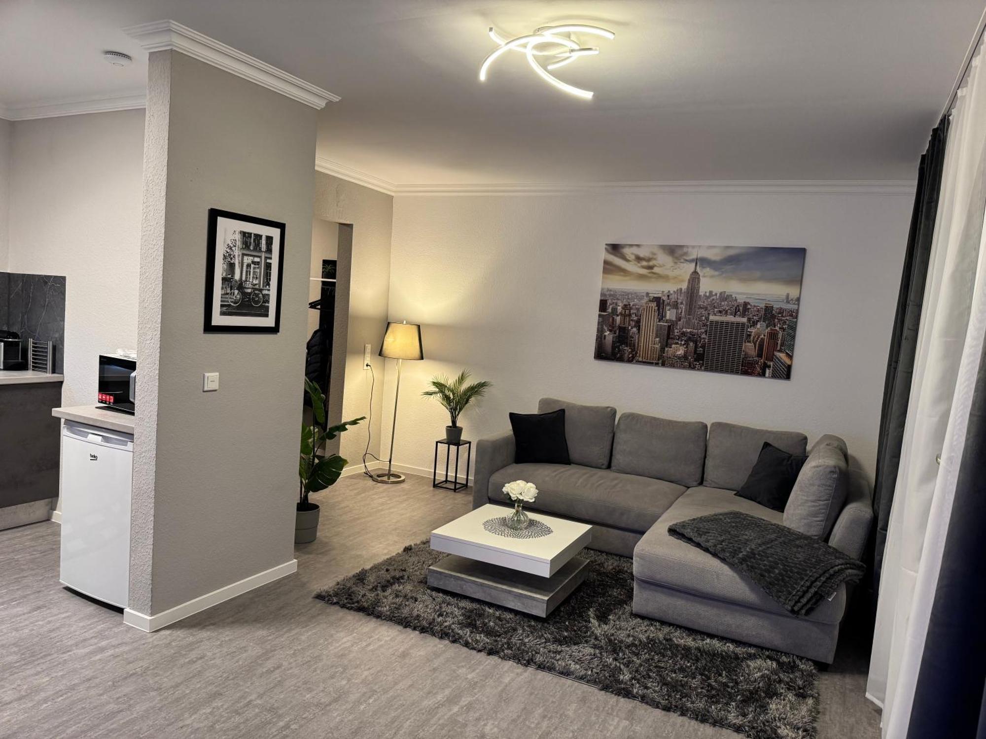 Kurstadt Apt Moderne 2Zkb Balkon-Pkw- Stellplatz Check-In 7-24 H Бад-Наухайм Экстерьер фото